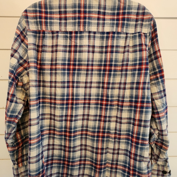 Coleman XL Flannel Shirt - Picture 2 of 4